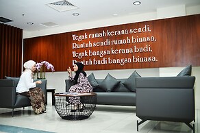 TF Riverside Hotel