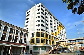 TF Riverside Hotel