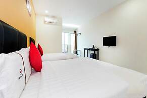 Central Hotel