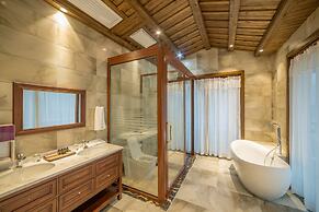Riverside Boutique Inn