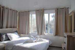 Hostel BU93