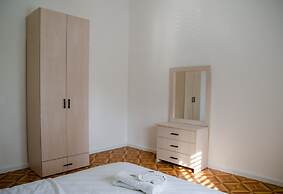 Hostel BU93