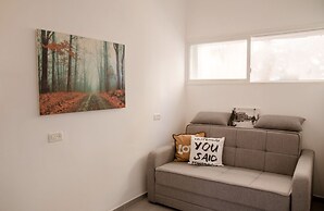 Hostel BU93