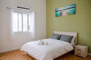 Hostel BU93