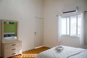Hostel BU93