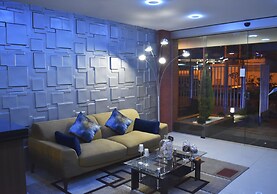 Selenza Apart Hotel