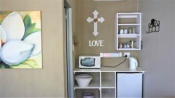 Indigo Moon Guesthouse