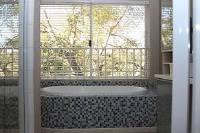 Indigo Moon Guesthouse