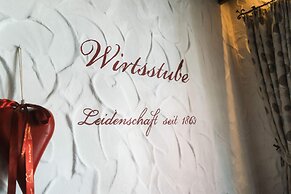 Landhotel & Weingasthof Schwarzer Adler
