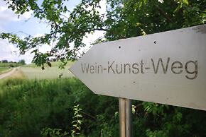 Landhotel & Weingasthof Schwarzer Adler