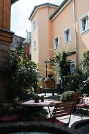 Landhotel & Weingasthof Schwarzer Adler