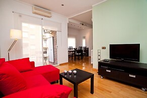 Cozy Eixample Apartment