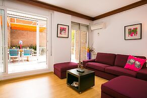 Apartment With Large And Private Terrace