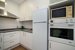 Cute & Spacious Eixample Apartment