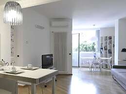 GetTheKey Hills Garden Apartment