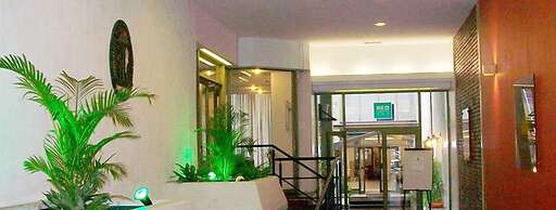 Apart Hotel Comra