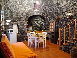 Stonewood Lodge