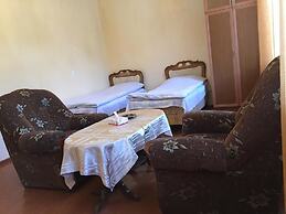 Meghri Inn