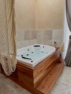 Alilo by Muuk