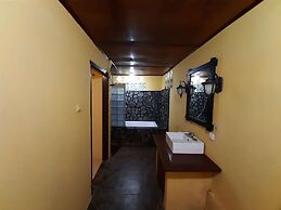Tangkoko Sanctuary Villa & Spa