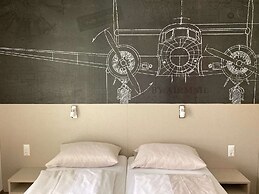 Smart Motel