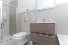 Beautifully Modernised New Town Home