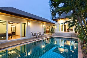 Thai Balinese 3BR Pool Villa Alex Rawai