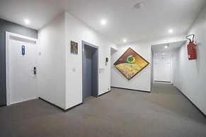 Hotel Nina