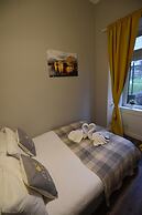 First - Slateford House Apartment