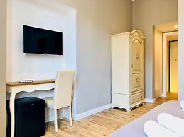 Audrey's Roman Holidays Suites&Rooms