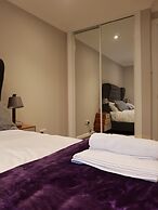 First St John's Hill Apartment 2
