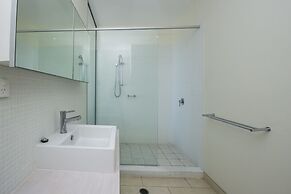 1 Bright Point Apartment 1502