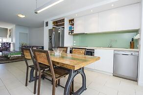 1 Bright Point Apartment 4303