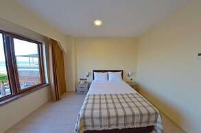 Halil Tuna Hotel