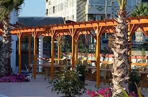 Halil Tuna Hotel