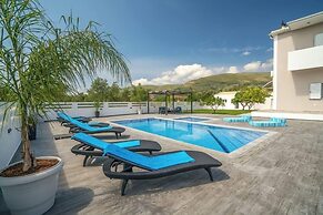 Ostria Luxury Villa