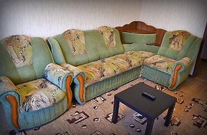 Dobrye Sutki Apartment on Mukhacheva 258