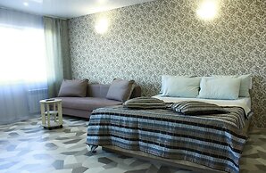 Dobrye Sutki Apartment on Martyanova 63
