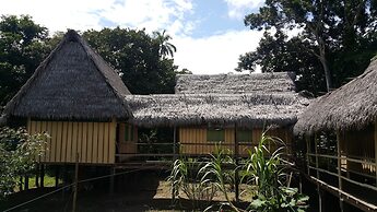 Curuhuinsi Lodge