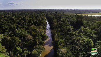 Curuhuinsi Lodge