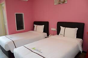 Riverview Hotel