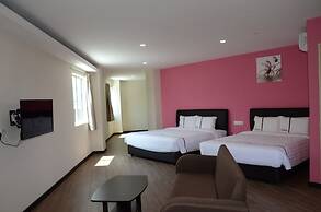 Riverview Hotel