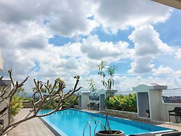 Grand Senyum Hotel