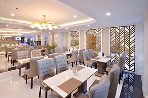 Grand Senyum Hotel