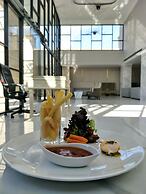 Grand Senyum Hotel