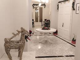 Compasso Suites