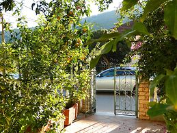 Logaras Apartments