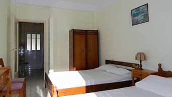 Logaras Apartments