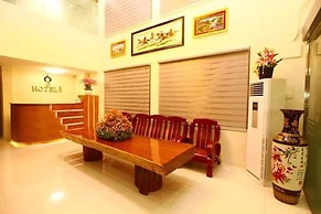 Hotel 8