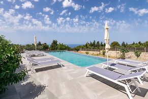 Alonaki Apartments